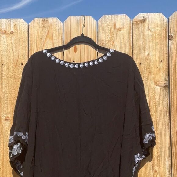 Take 50% OFF- Hannah Embroidered Knit Women’s, Size-2X - Picture 10 of 11